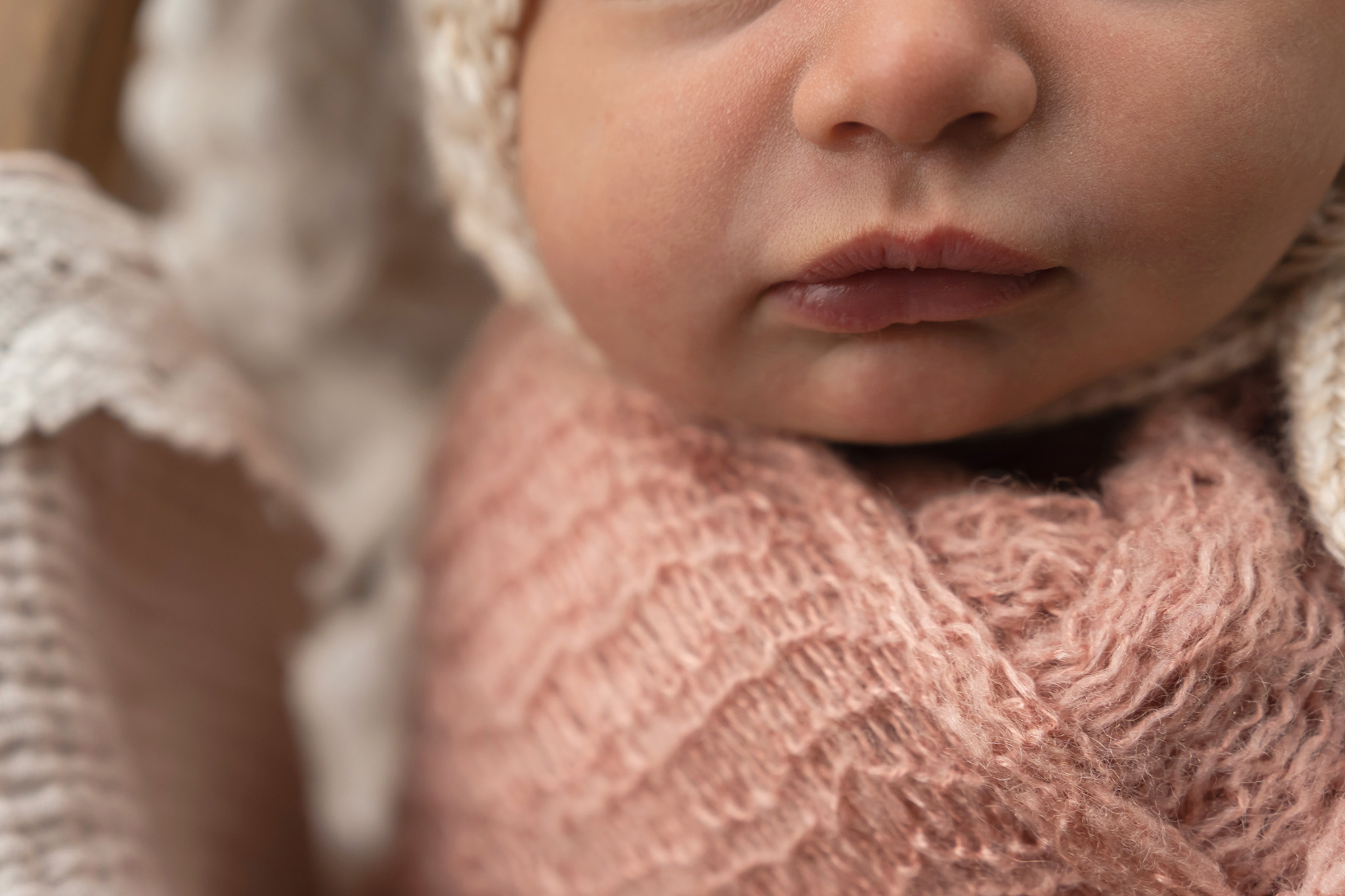 NJ In Home Newborn Photographer captures tiny details of baby